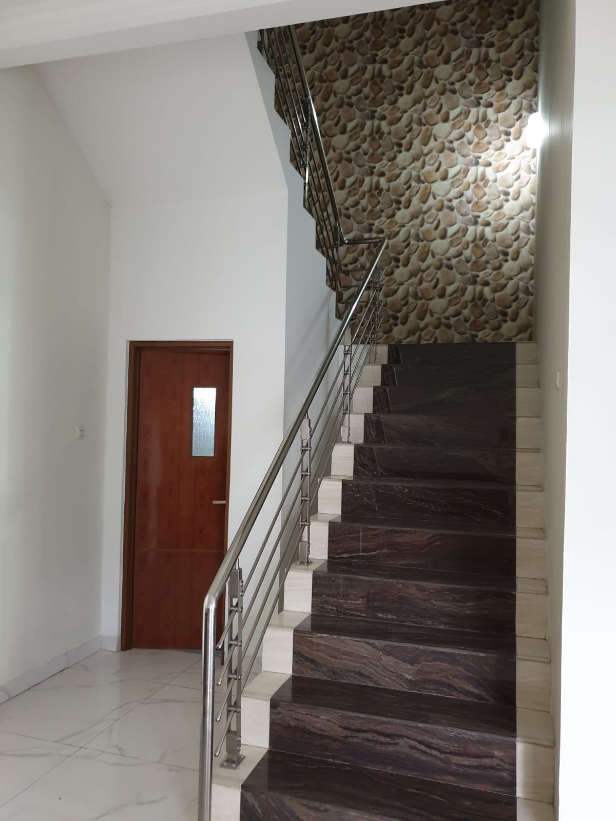Rumah Disewakan di Cluster Taman Dago Lippo Cikarang